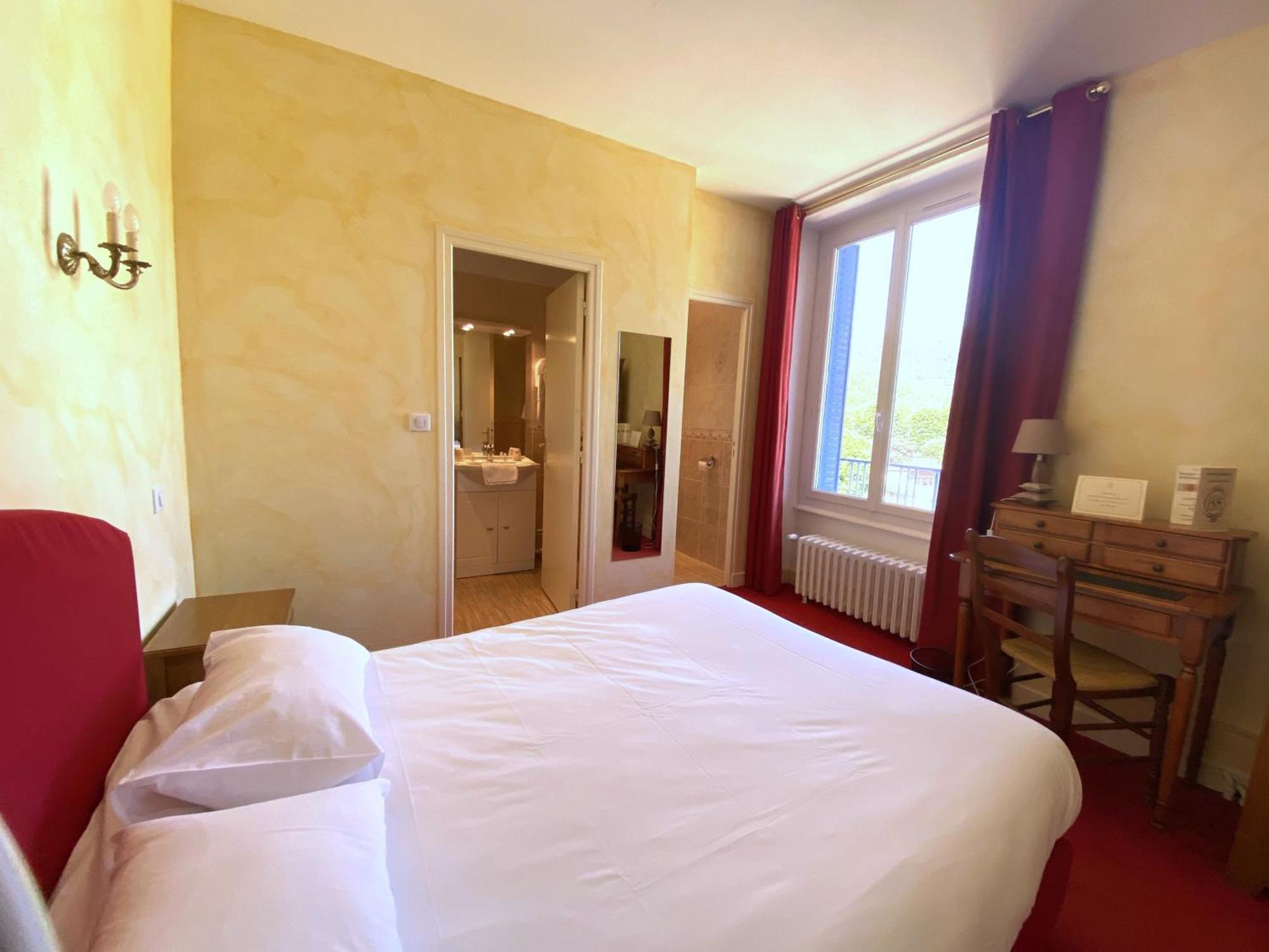 Hotel Beausejour Вик-сюр-Сер Номер фото